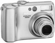 Digitální fotoaparát Nikon Coolpix 4200