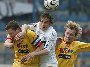 Liberec - Příbram; Dort (uprostřed) - Riegel, Buryán