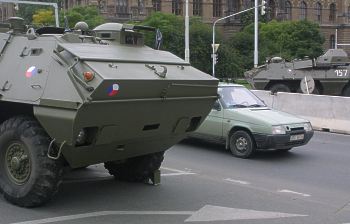 Transportéry na magistrále